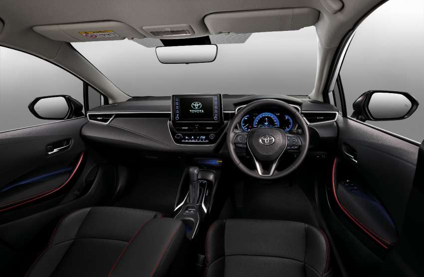 nội thất ghế lái xe Toyota Corolla Altis GR Sport 2022