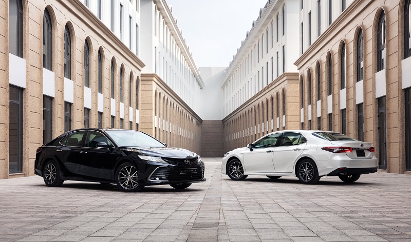 ưu đãi mua xe Toyota Camry vào tháng 01/2022