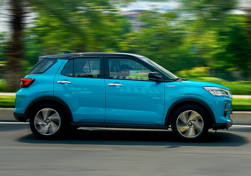 giá Raize và Toyota Raize 2022 chạy trong đô thị
