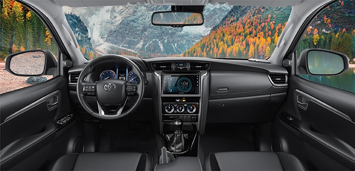 nội thất xe Fortuner 2022